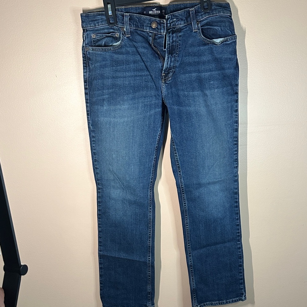 Hollister Men's Classic Blue Straight Jeans
